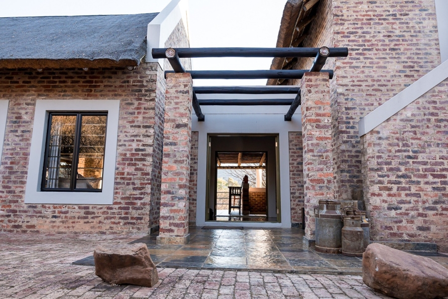 8 Bedroom Property for Sale in Potchefstroom Rural North West